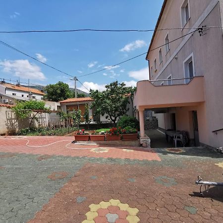 Appartamento Apartman Pod Nehajem Senj  Esterno foto