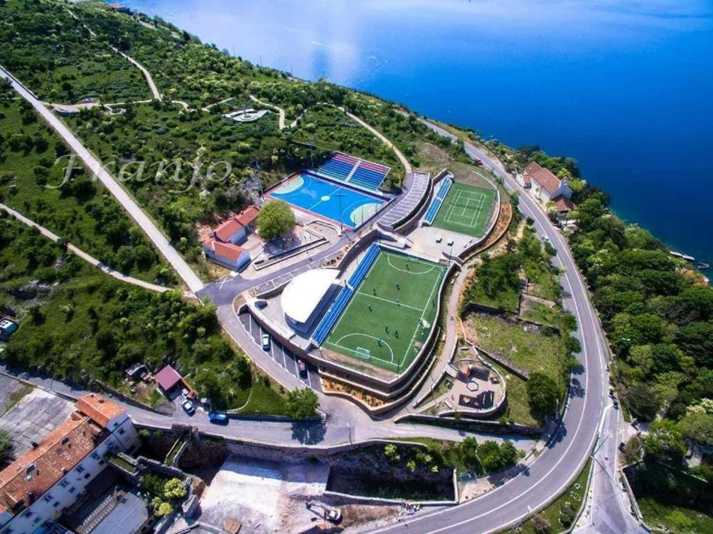 Appartamento Apartman Pod Nehajem Senj  Esterno foto