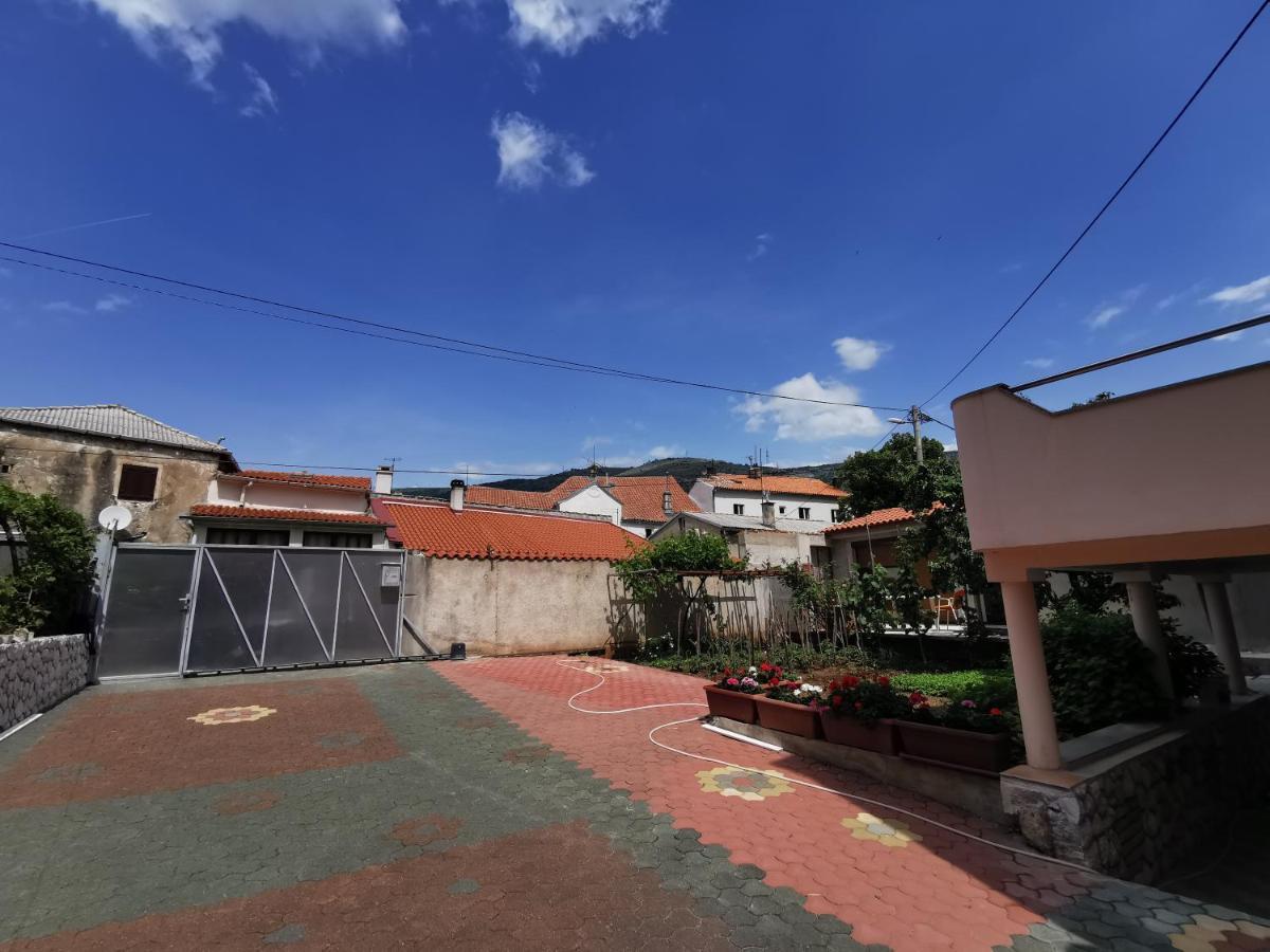 Appartamento Apartman Pod Nehajem Senj  Esterno foto