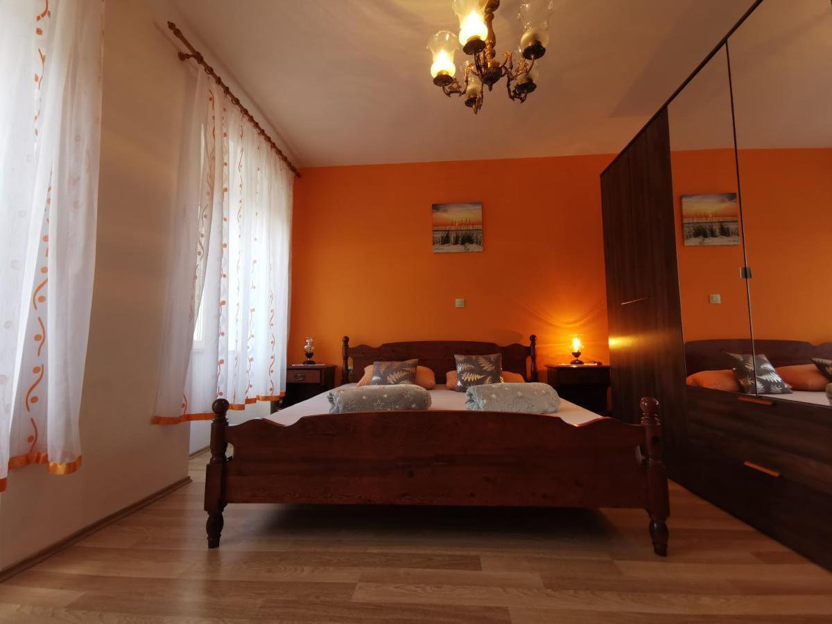 Appartamento Apartman Pod Nehajem Senj  Esterno foto