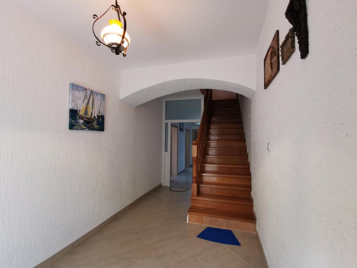 Appartamento Apartman Pod Nehajem Senj  Esterno foto