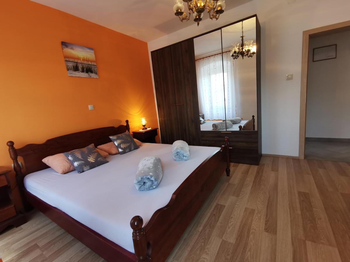 Appartamento Apartman Pod Nehajem Senj  Esterno foto