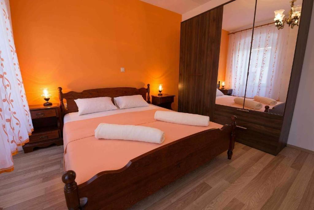 Appartamento Apartman Pod Nehajem Senj  Esterno foto