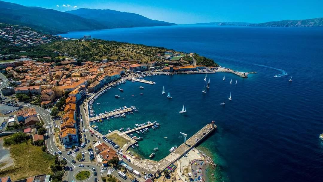 Appartamento Apartman Pod Nehajem Senj  Esterno foto