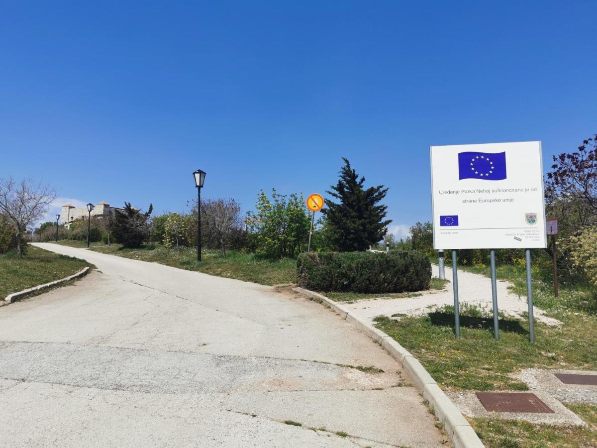 Appartamento Apartman Pod Nehajem Senj  Esterno foto