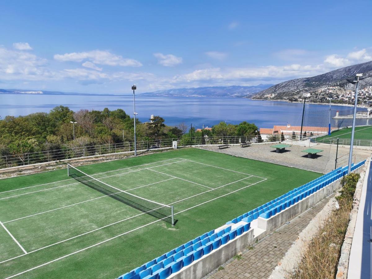 Appartamento Apartman Pod Nehajem Senj  Esterno foto