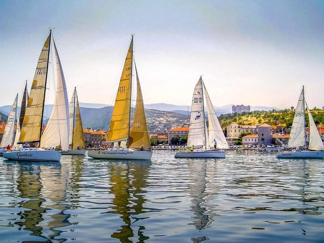Appartamento Apartman Pod Nehajem Senj  Esterno foto