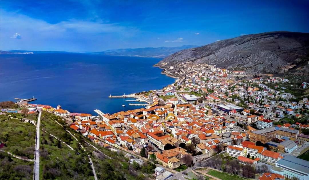 Appartamento Apartman Pod Nehajem Senj  Esterno foto