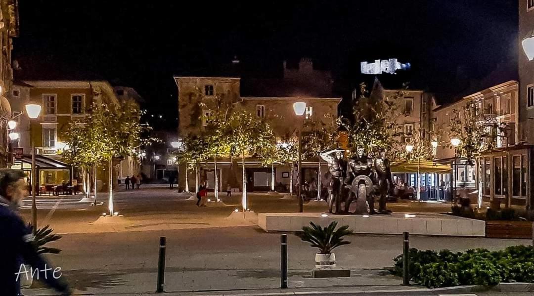 Appartamento Apartman Pod Nehajem Senj  Esterno foto