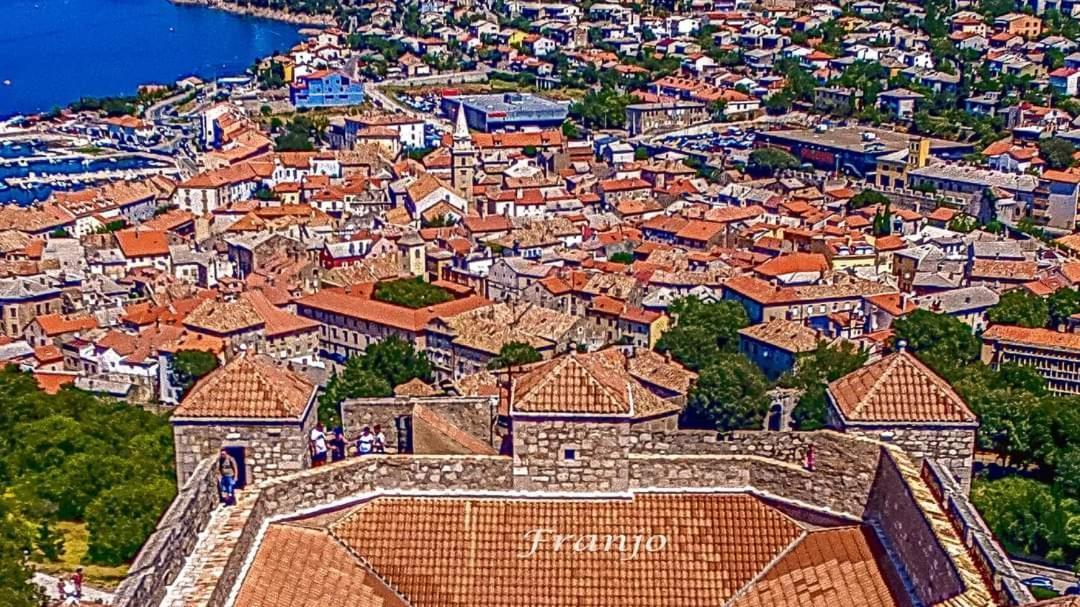 Appartamento Apartman Pod Nehajem Senj  Esterno foto
